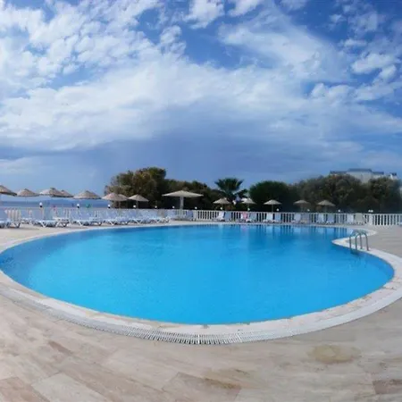 Hotel Malama 2*
